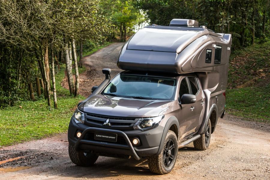  Mitsubishi L200 Triton Sport Duaron 2018 года  (фото 8 из 20)